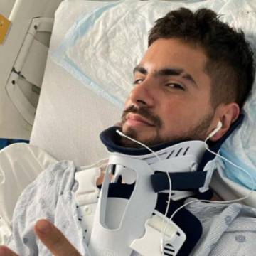 Fer Vázquez, de Rombai, tuvo un accidente con su auto en EEUU